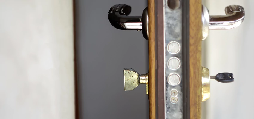 Holiday Emergency Locksmith in Hawthorn East, VIC