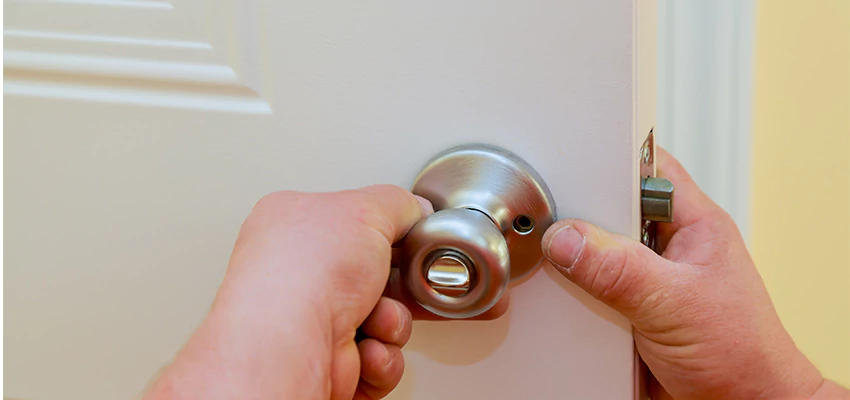 After-hours Locksmith For Lock And Key Installation in Cranbourne South, VIC
