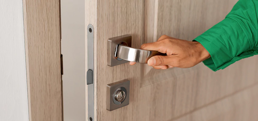 Garage Door Lock Reinforcements in Cranbourne South, VIC